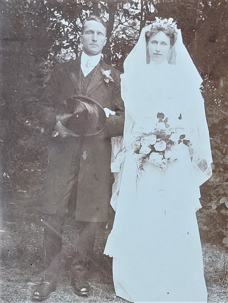 Mr and Mrs Dick Fowler